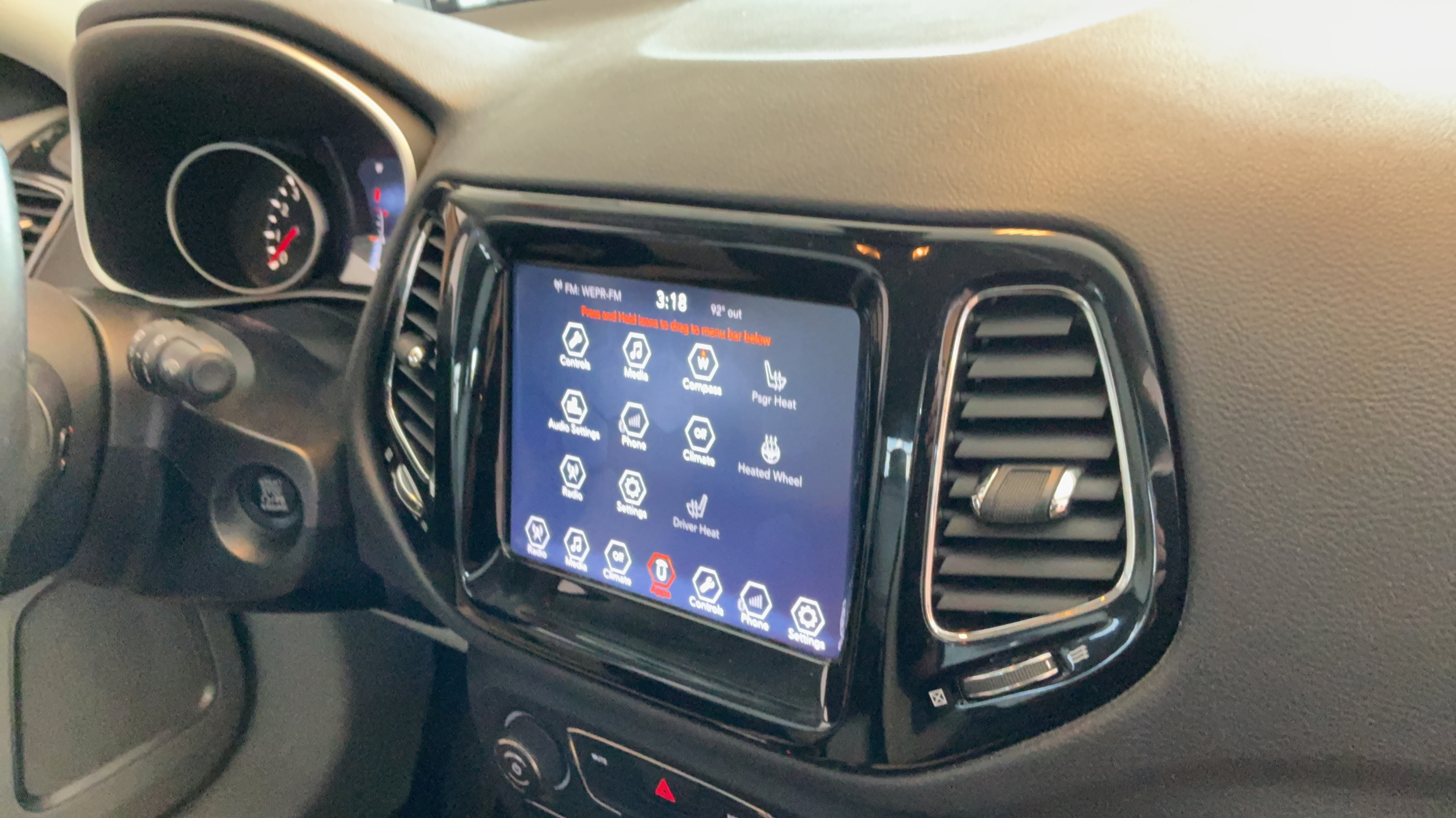 Used 2018 Jeep Compass Limited AWD/4WD image 40