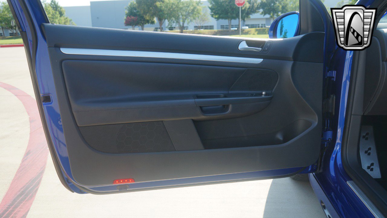 Used 2008 Volkswagen R32 image 14