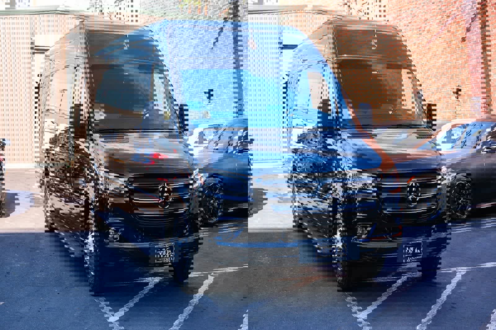 Used 2023 Mercedes-Benz Sprinter 3500 image 3