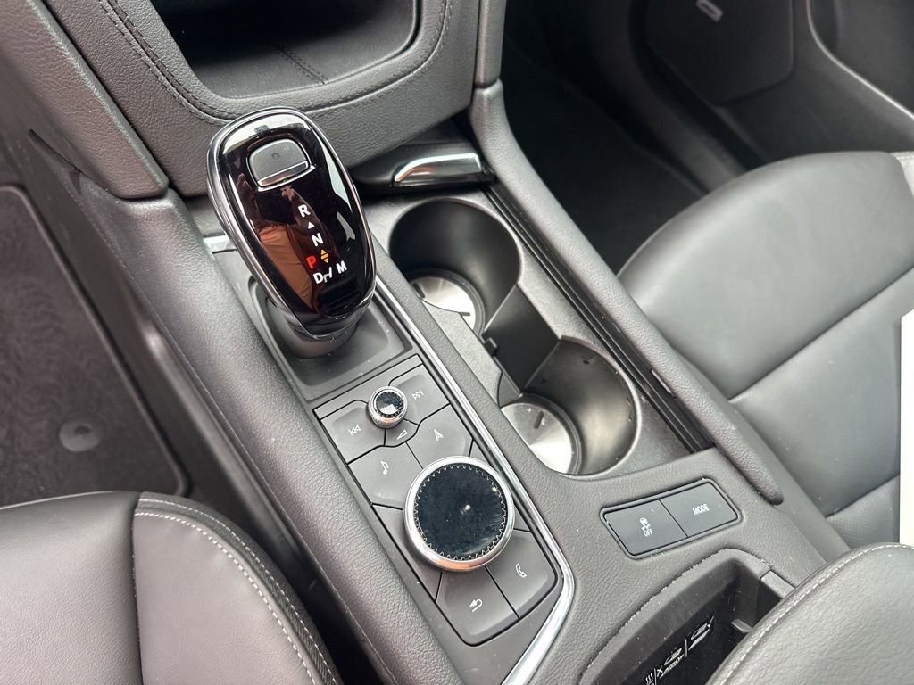 Certified 2025 Cadillac XT6 Sport w/ Technology Package image 25