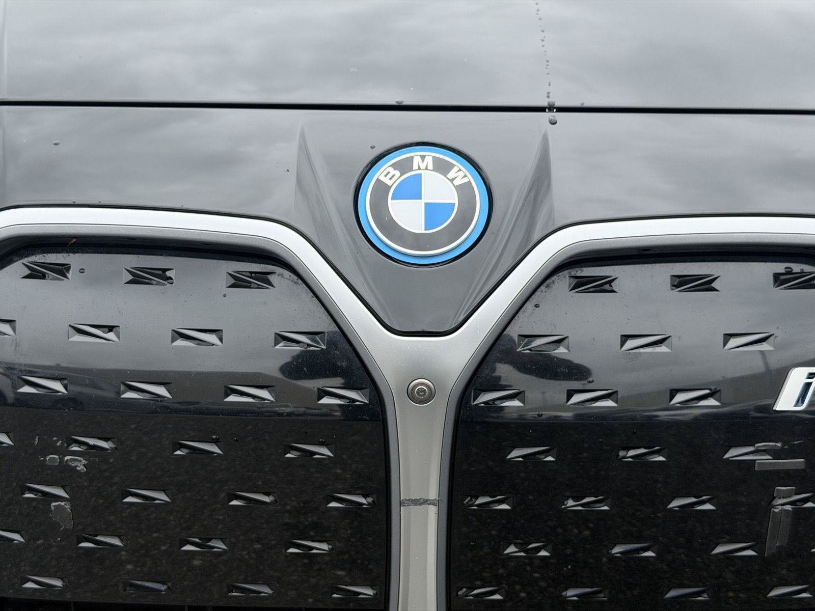 Used 2023 BMW i4 eDrive40 w/ Premium Package RWD image 7