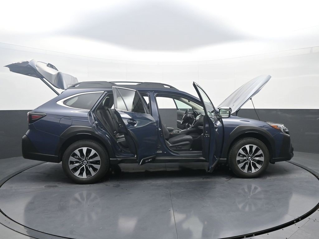 Used 2025 Subaru Outback Limited XT image 44