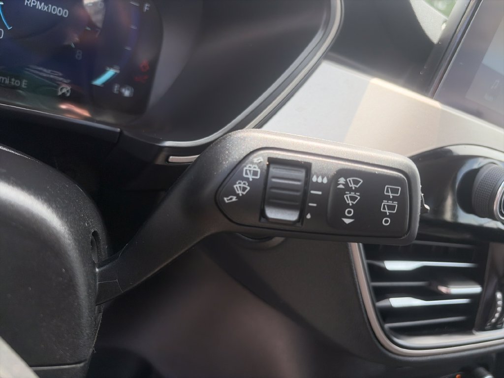 Used 2022 Ford Escape SEL w/ Technology Package FWD image 35