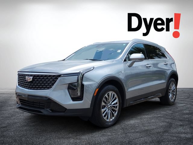 Used 2025 Cadillac XT4 Premium Luxury FWD image 8