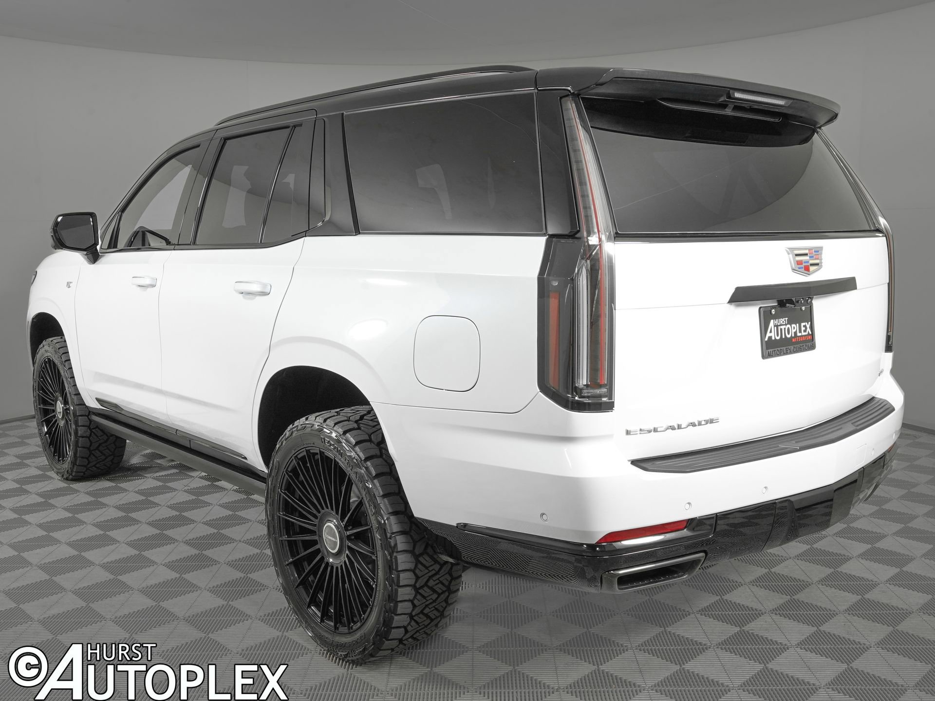 Used 2026 Cadillac Escalade Sport w/ Touring Package image 8
