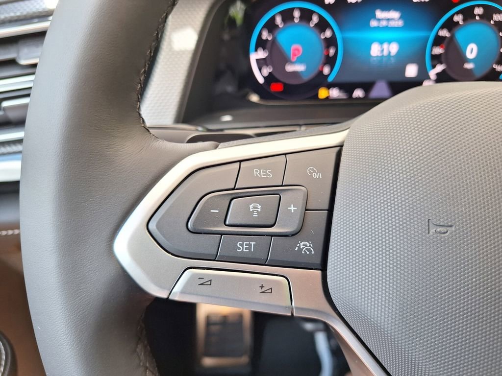 New 2025 Volkswagen Atlas Cross Sport SEL R-Line image 20