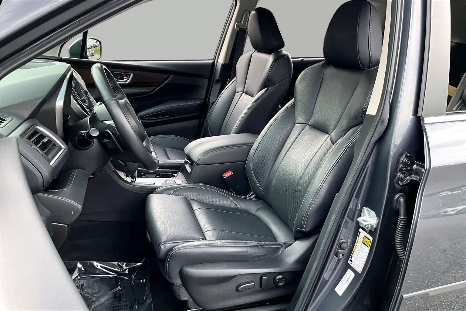 Used 2023 Subaru Ascent Touring AWD/4WD image 8