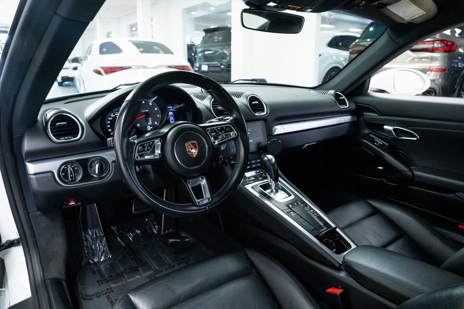 Used 2018 Porsche 718 Cayman S image 19