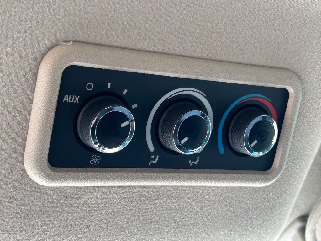 Used 2019 Chevrolet Express 2500 LS w/ Driver Convenience Package RWD image 14