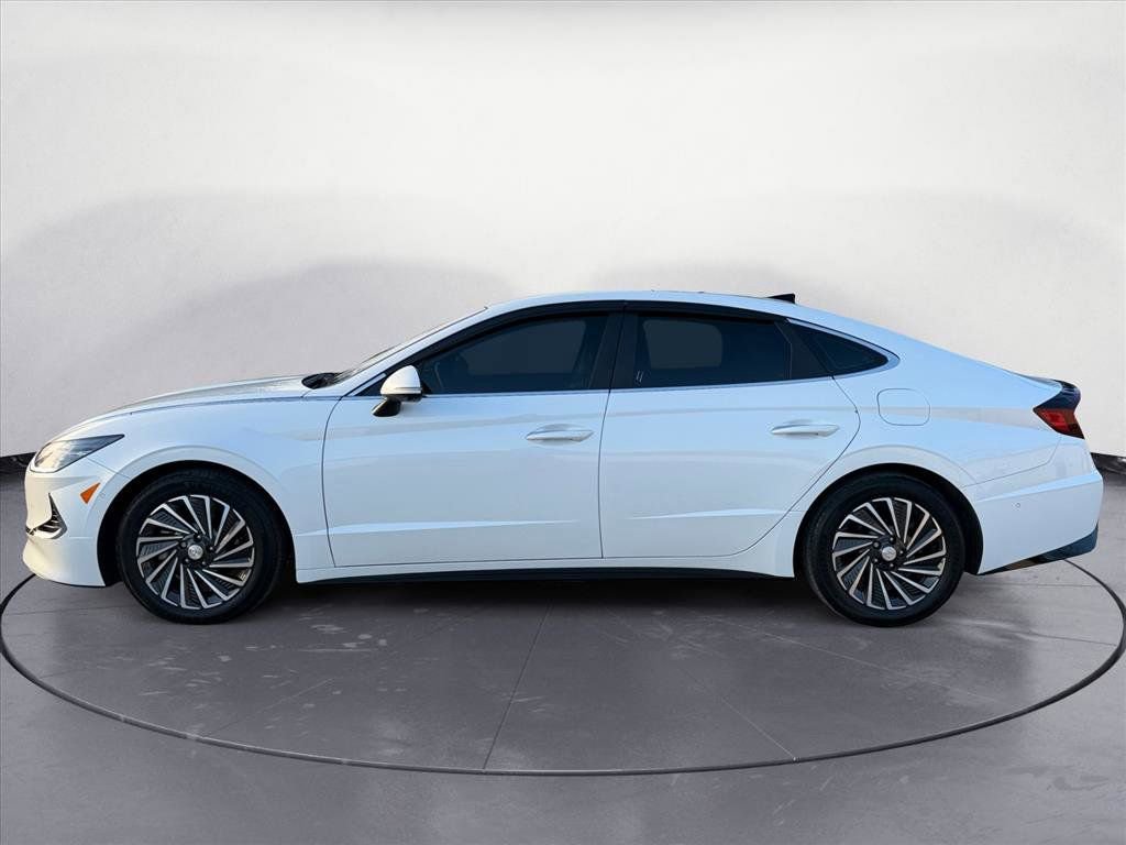 Used 2022 Hyundai Sonata Limited image 3