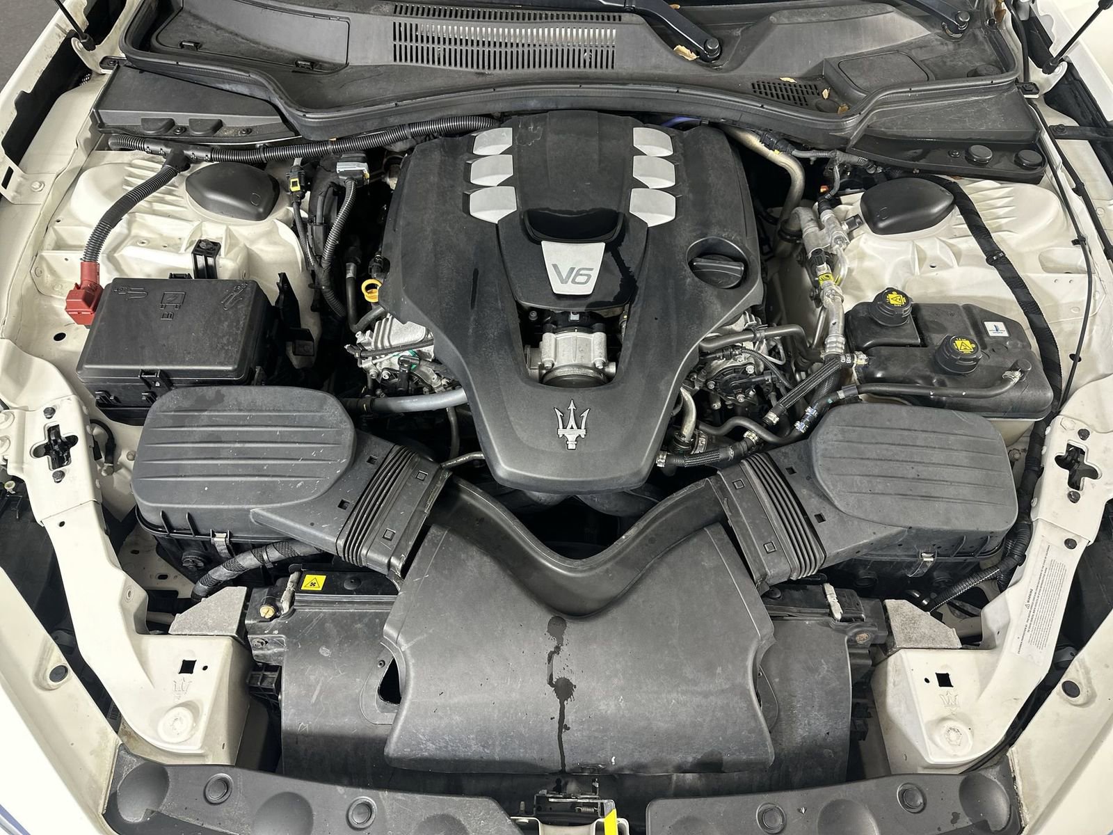 Used 2018 Maserati Ghibli image 32