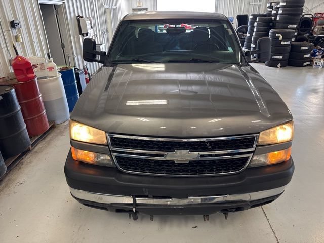 Used 2007 Chevrolet Silverado 2500 LT w/ Heavy-Duty Power Package AWD/4WD image 20