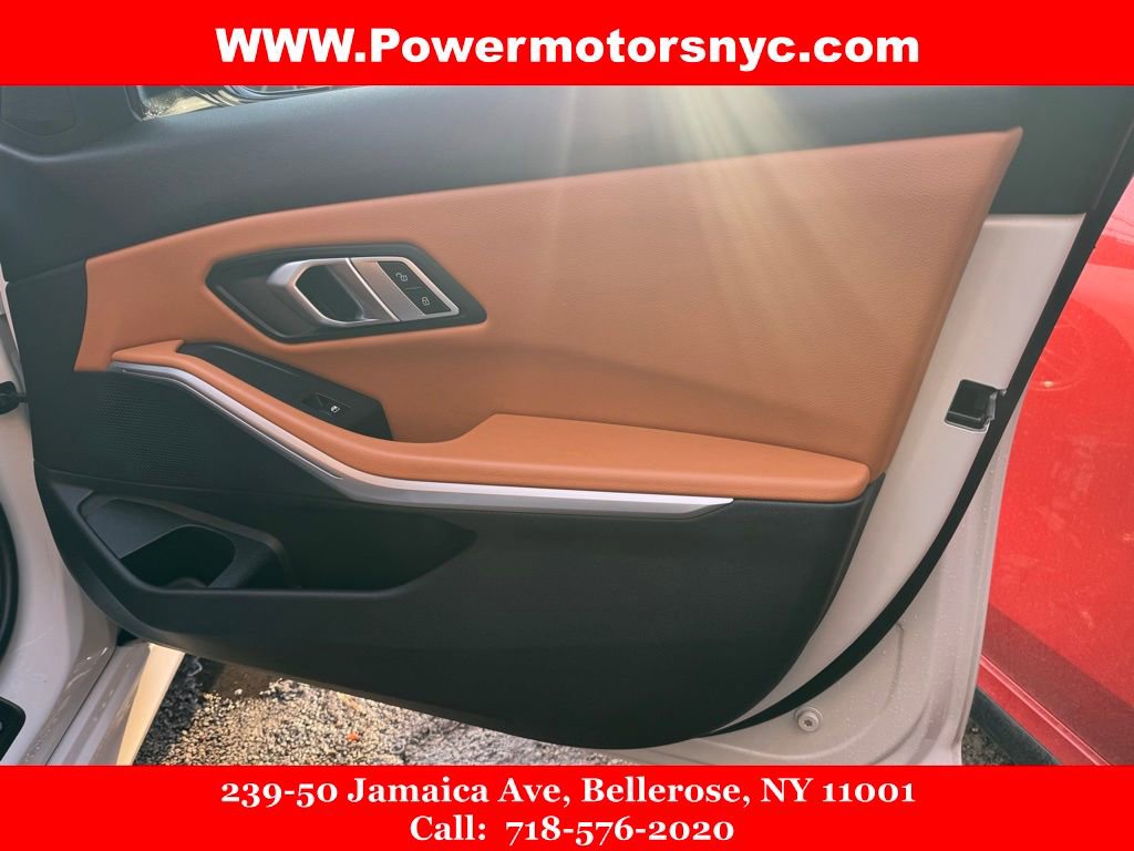 Used 2023 BMW 330i Sedan w/ M Sport Package image 25