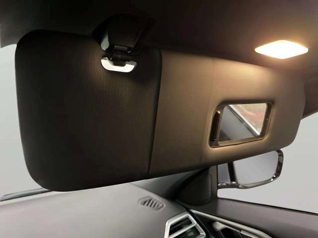 Used 2025 BMW 430i Convertible RWD image 44
