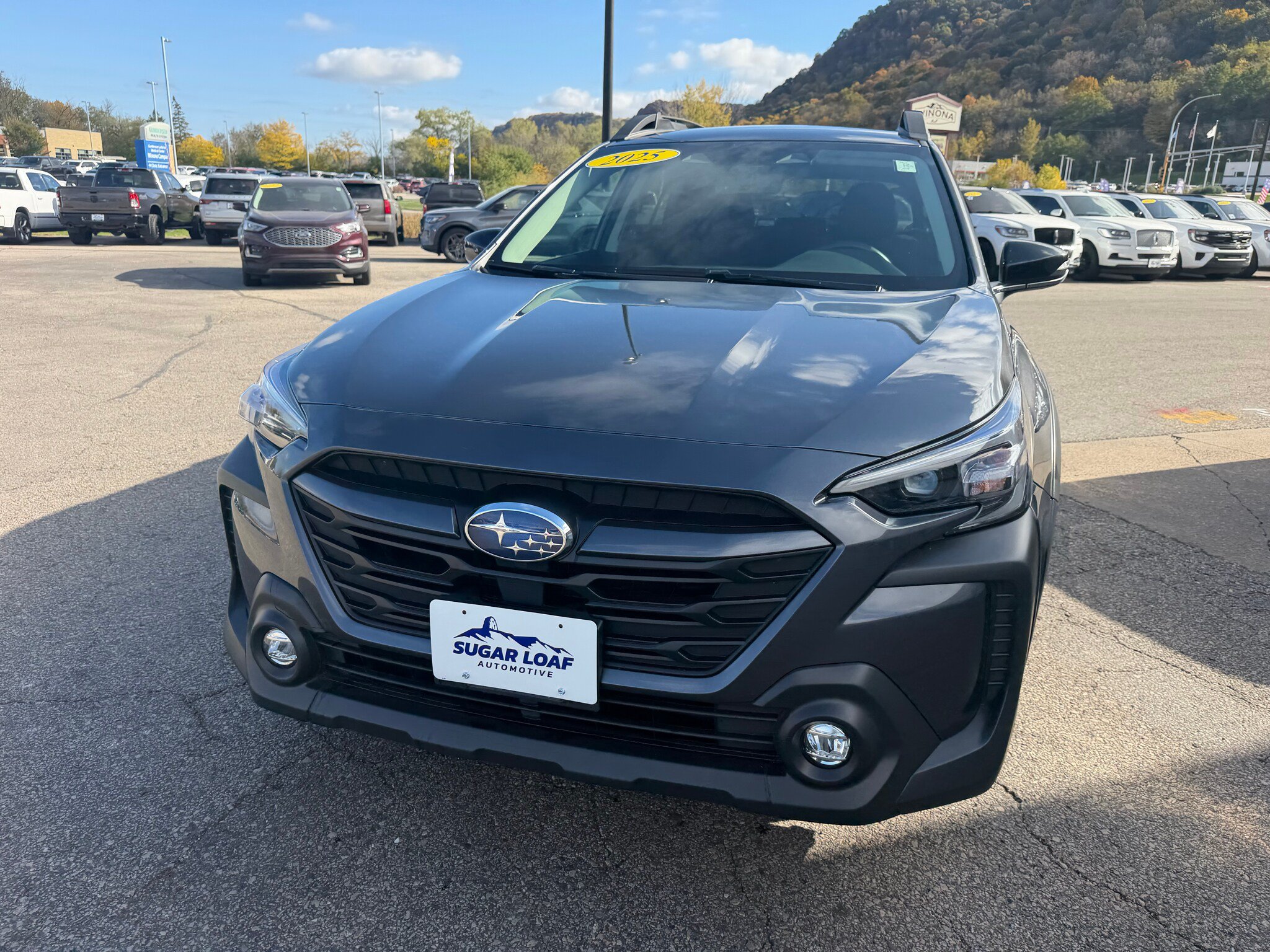 Used 2025 Subaru Outback Premium w/ Popular Package #1A AWD/4WD image 2