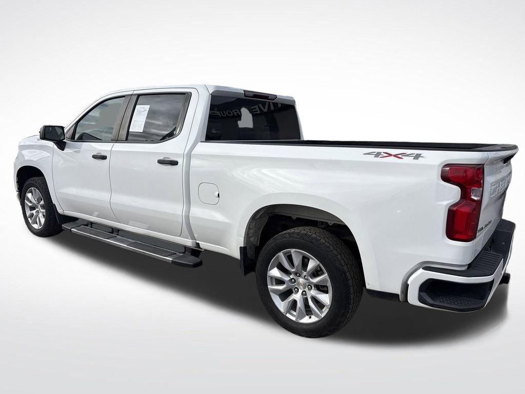 Used 2020 Chevrolet Silverado 1500 Custom w/ Custom Value Package image 3