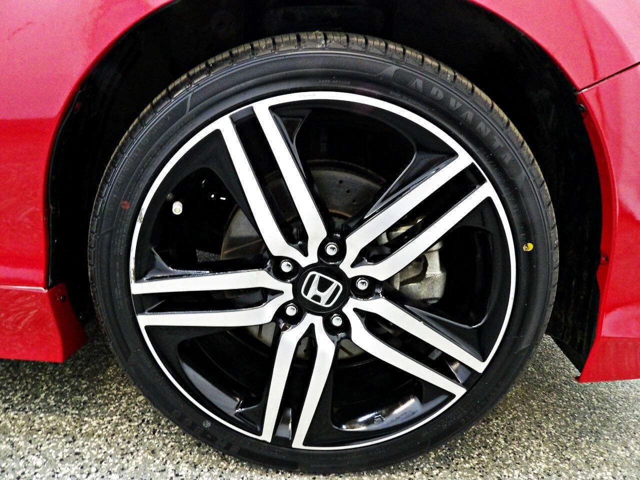 Used 2017 Honda Accord Sport image 21