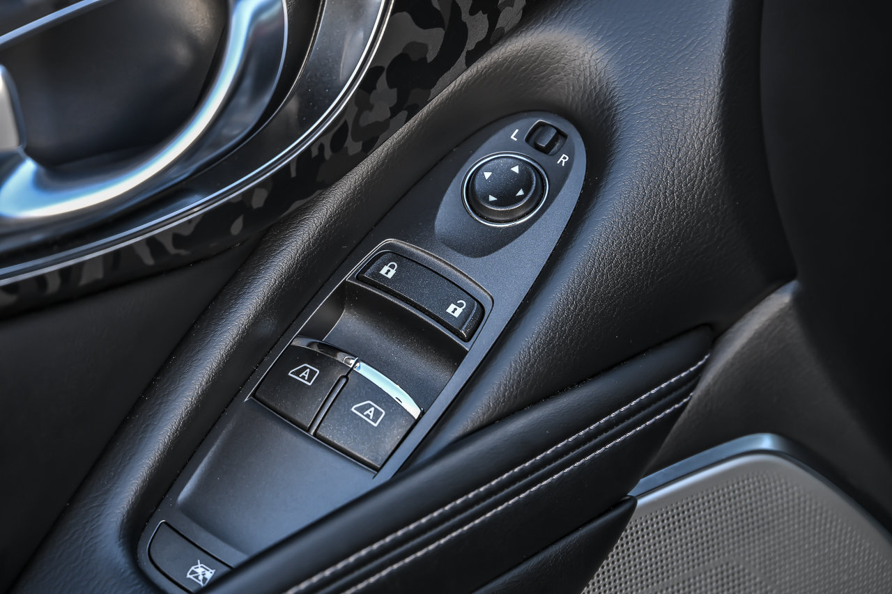 Used 2019 INFINITI Q60 3.0t Luxe AWD/4WD image 20