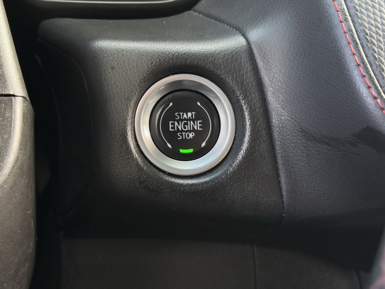 Used 2024 Chevrolet Suburban RST image 19