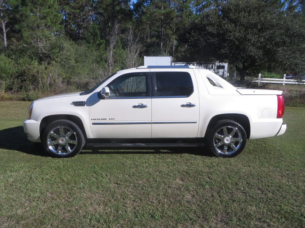 Used 2013 Cadillac Escalade EXT Premium