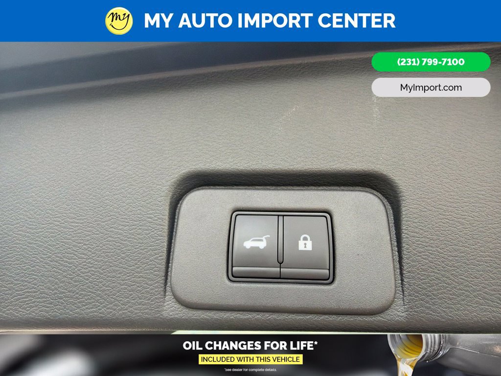 Used 2025 Nissan Rogue Platinum w/ Platinum Premium Package FWD image 29