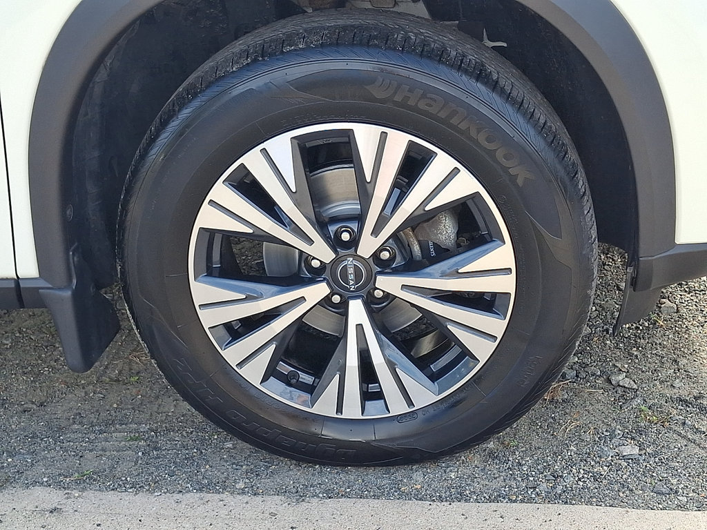 Used 2023 Nissan Rogue SV AWD/4WD image 33