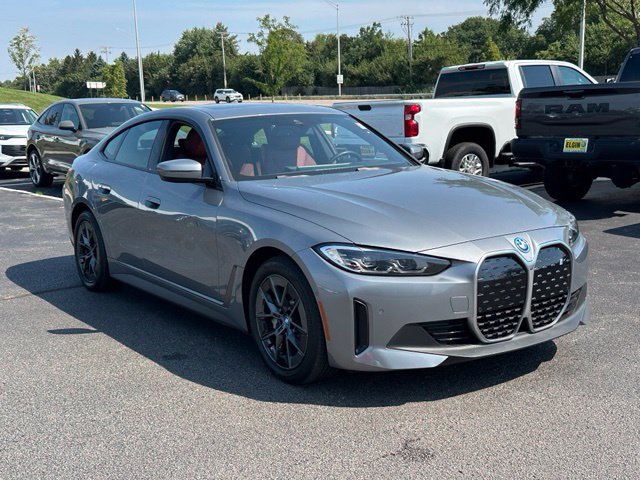 Used 2023 BMW i4 eDrive35 w/ Premium Package RWD image 3