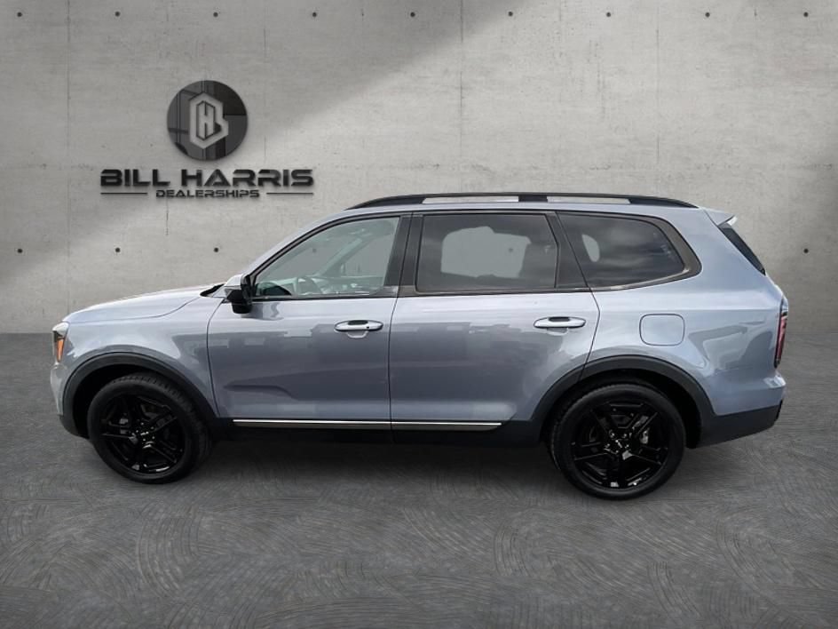 Used 2023 Kia Telluride AWD image 9