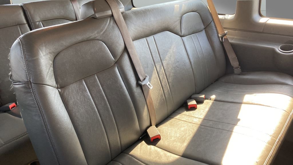 Used 2019 Chevrolet Express 2500 LS image 15