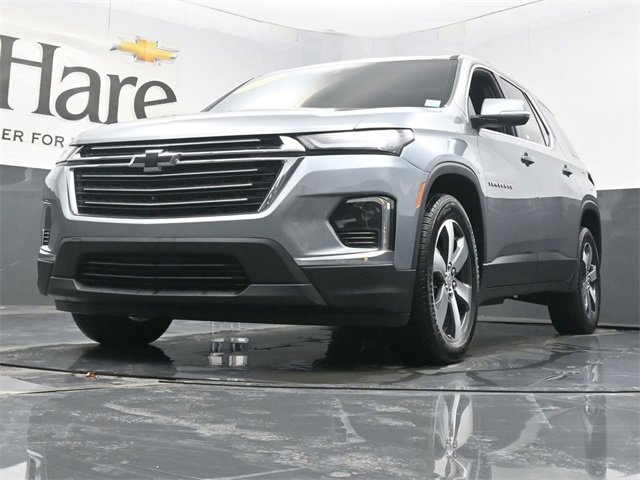 Used 2023 Chevrolet Traverse LT w/ LT Premium Package image 4