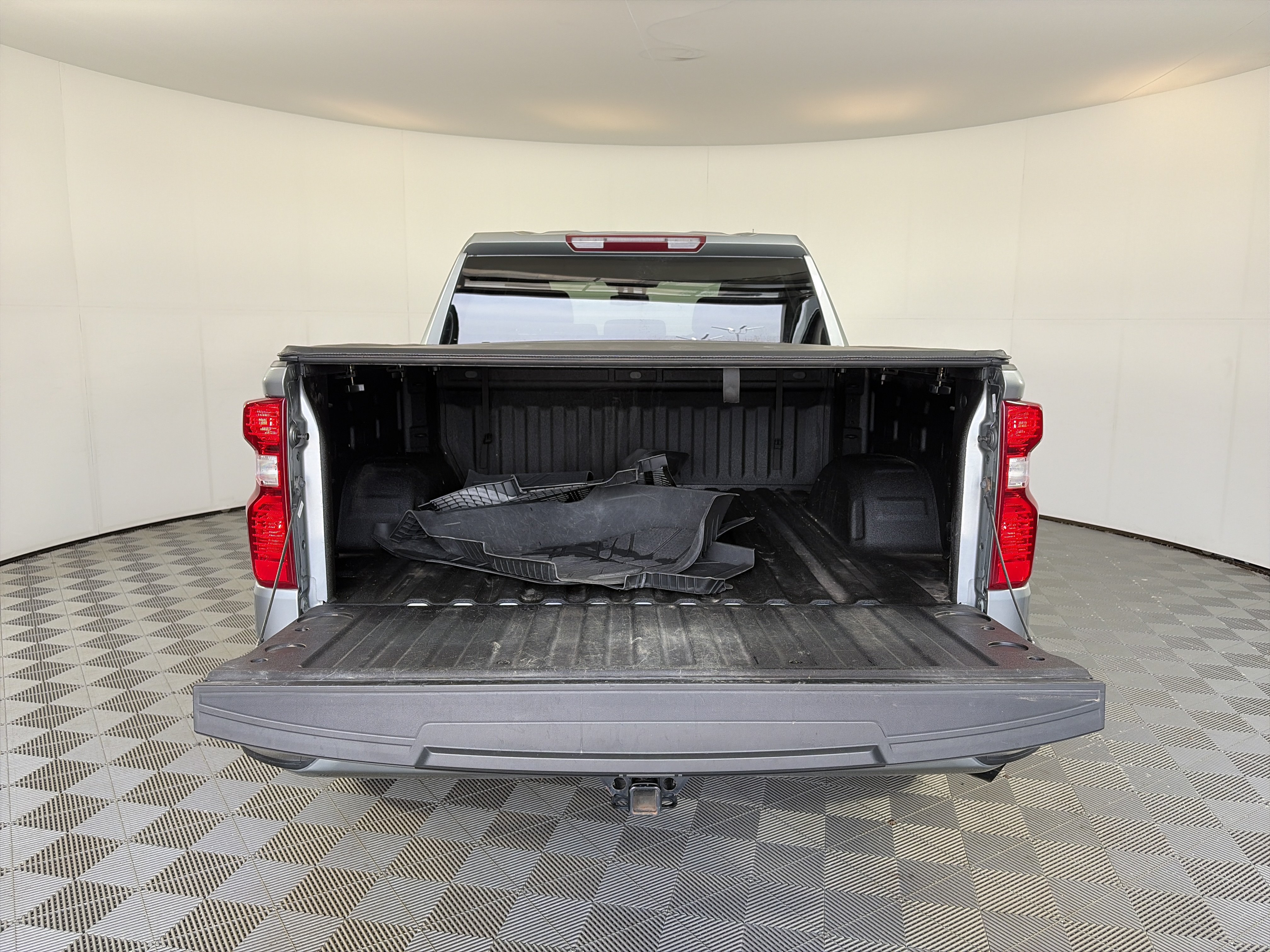 Used 2024 Chevrolet Silverado 1500 Custom w/ Rally Edition AWD/4WD image 14