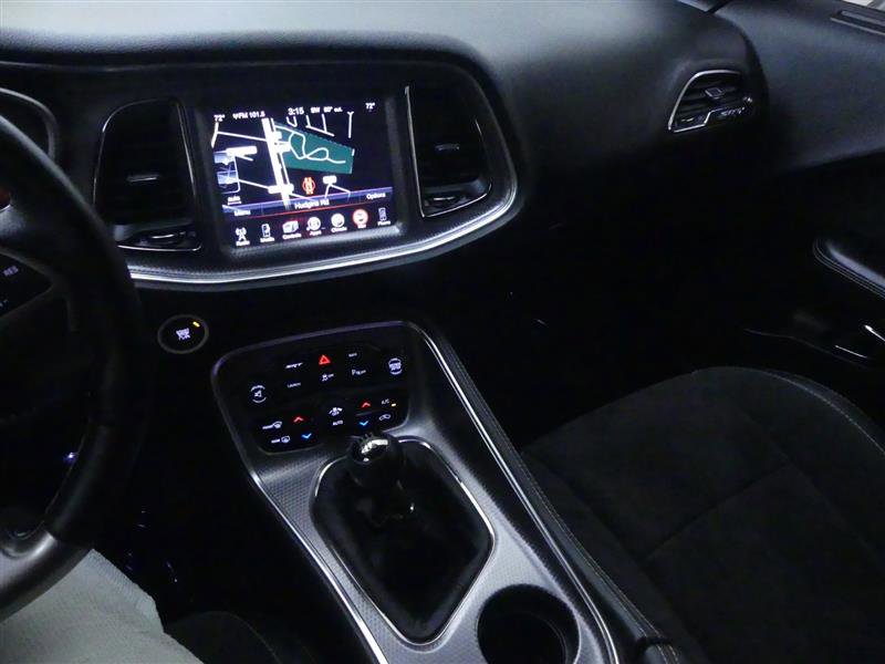 Used 2015 Dodge Challenger SRT Hellcat image 15