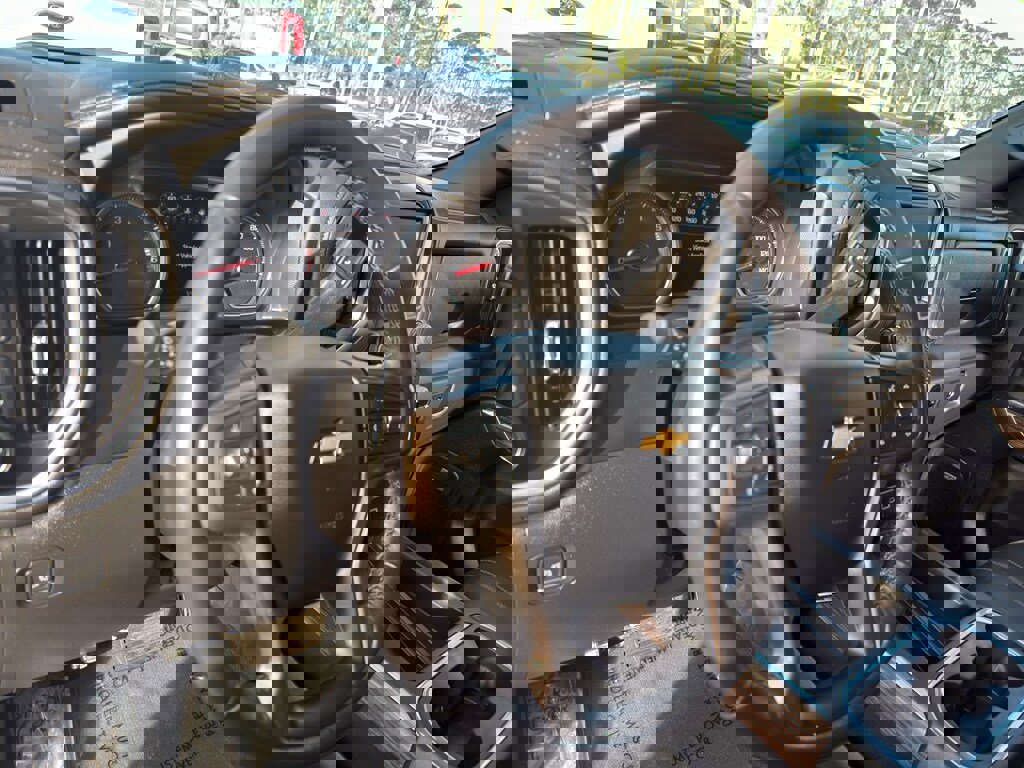 Used 2022 Chevrolet Silverado 1500 High Country w/ Z71 Off-Road Package image 15