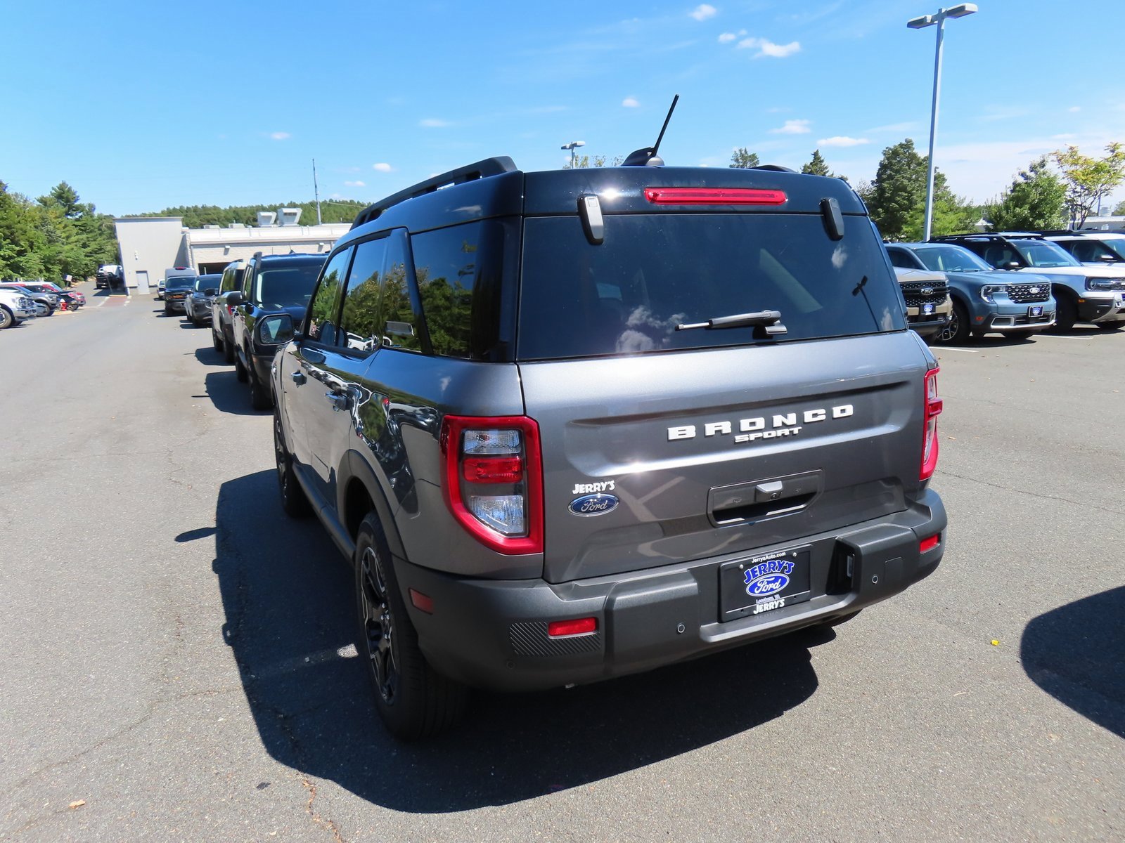 New 2025 Ford Bronco Sport Outer Banks image 6