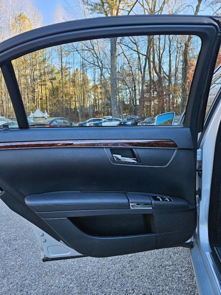 Used 2010 Mercedes-Benz S 400 image 20