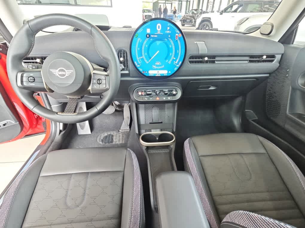 Certified 2025 MINI Cooper S FWD image 18