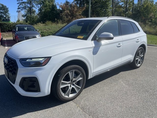 Certified 2025 Audi Q5 2.0T Premium w/ Convenience Plus Package