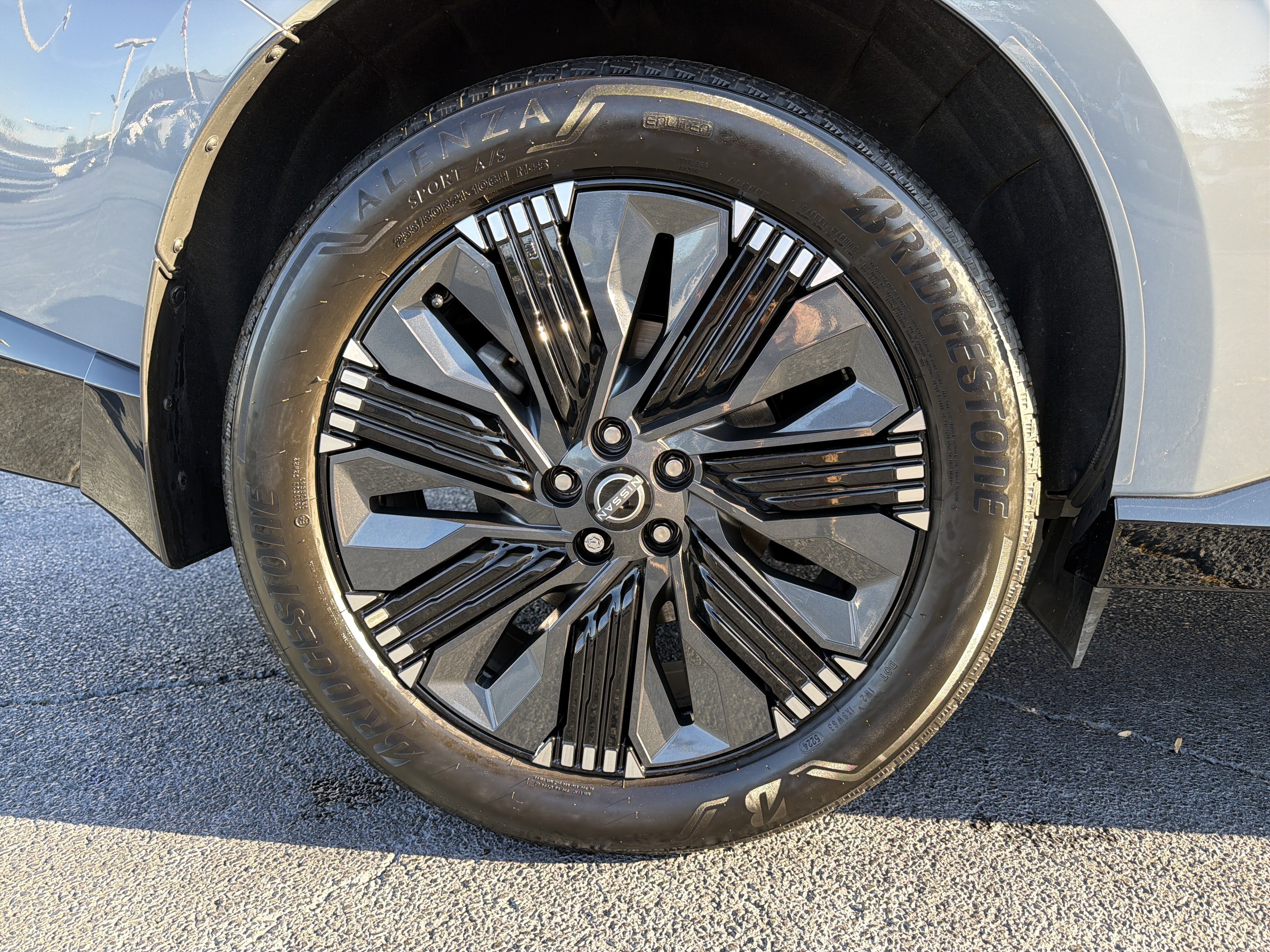 Used 2025 Nissan Murano Platinum w/ Cargo Package image 17