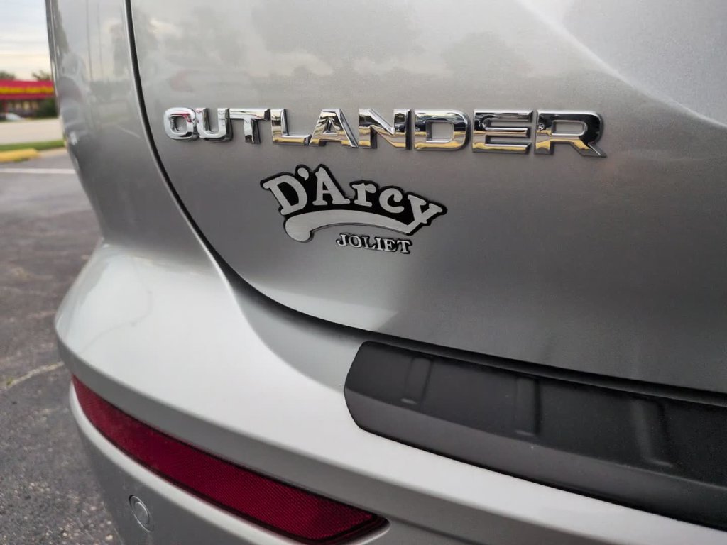New 2026 Mitsubishi Outlander ES AWD/4WD image 10
