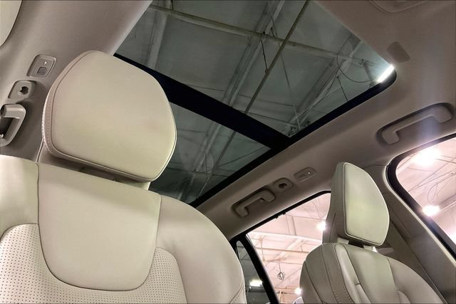 Certified 2024 Volvo XC90 T8 Ultimate w/ Protection Package Premier AWD/4WD image 25