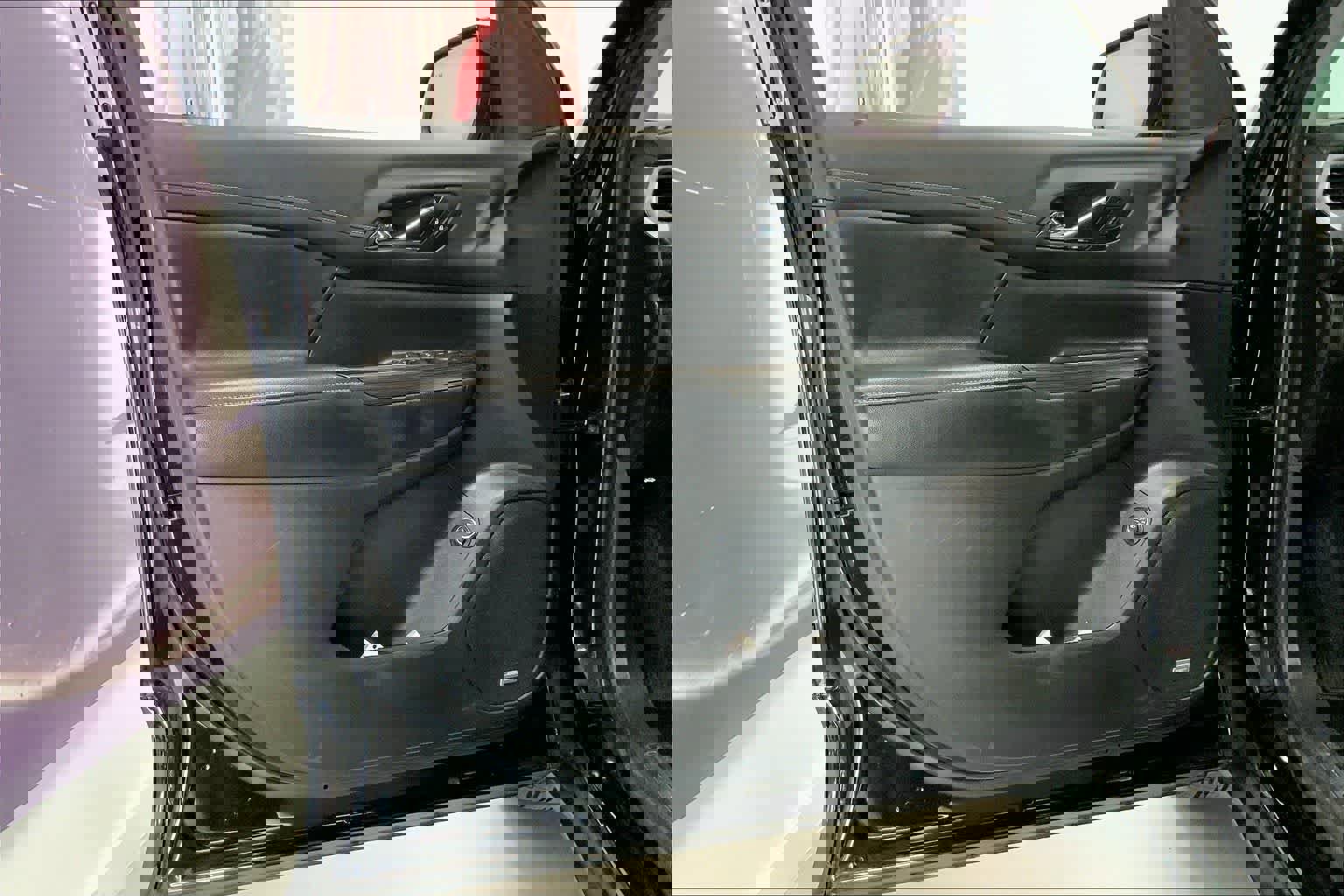 Used 2019 GMC Acadia SLT image 24