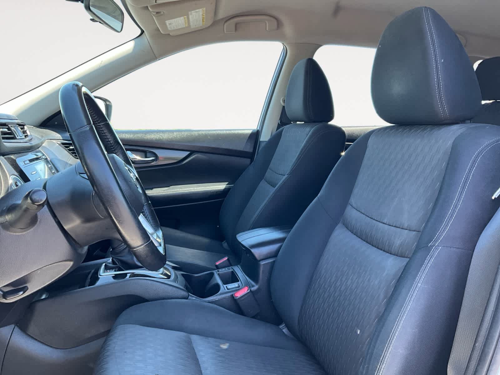 Used 2017 Nissan Rogue SV AWD/4WD image 11