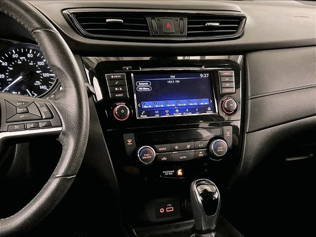 Used 2019 Nissan Rogue SV AWD/4WD image 6