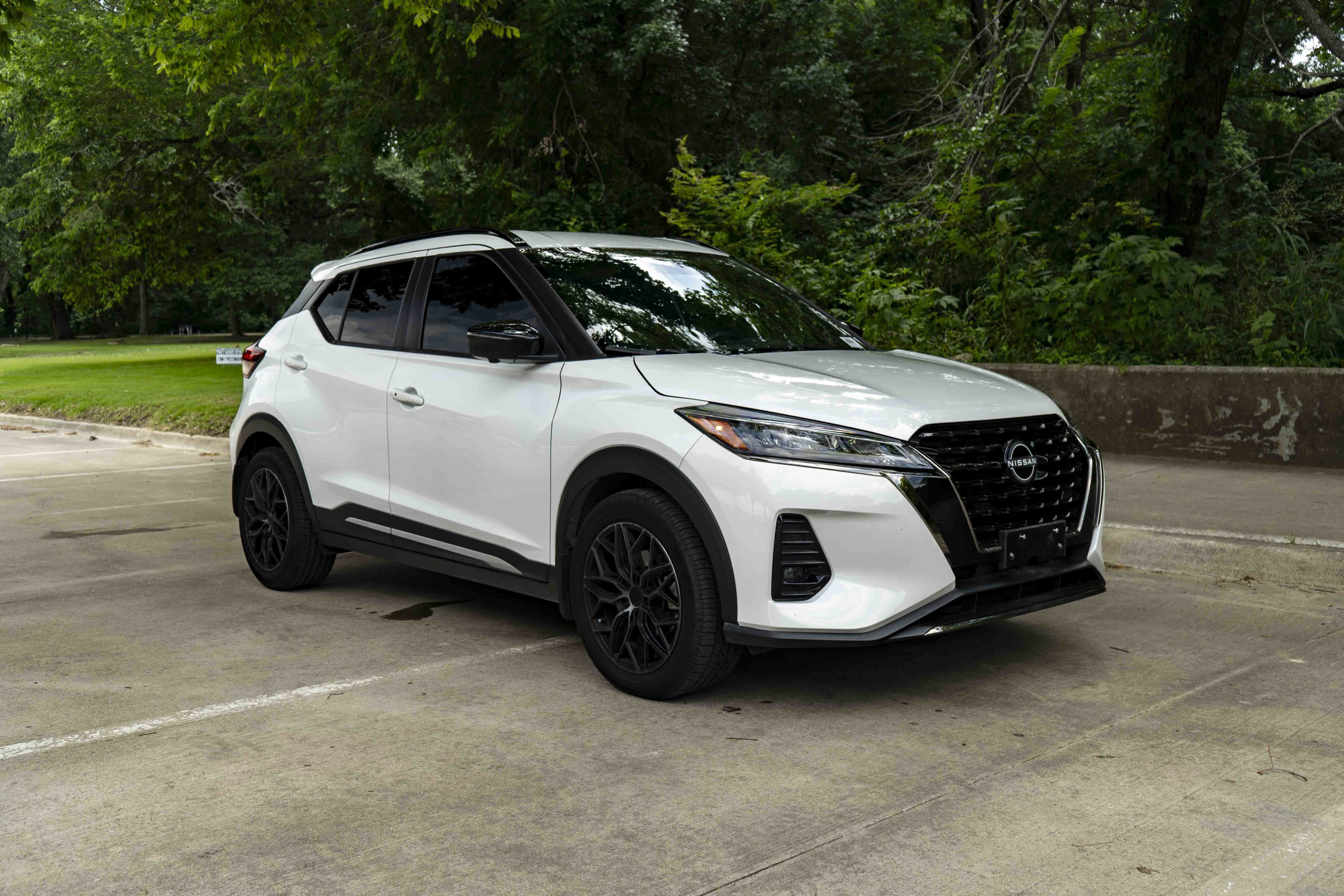 Used 2023 Nissan Kicks SR w/ SR Premium Package FWD video 2