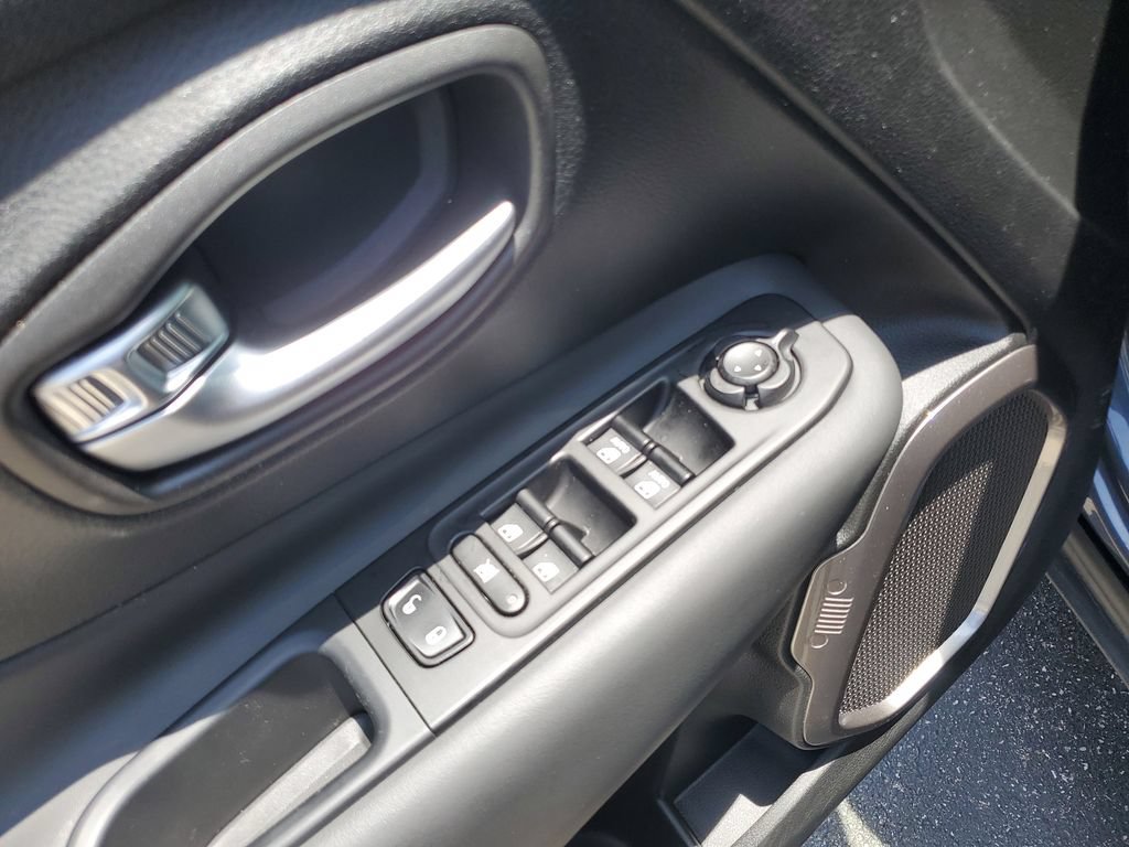 Certified 2022 Jeep Renegade Limited AWD/4WD image 21