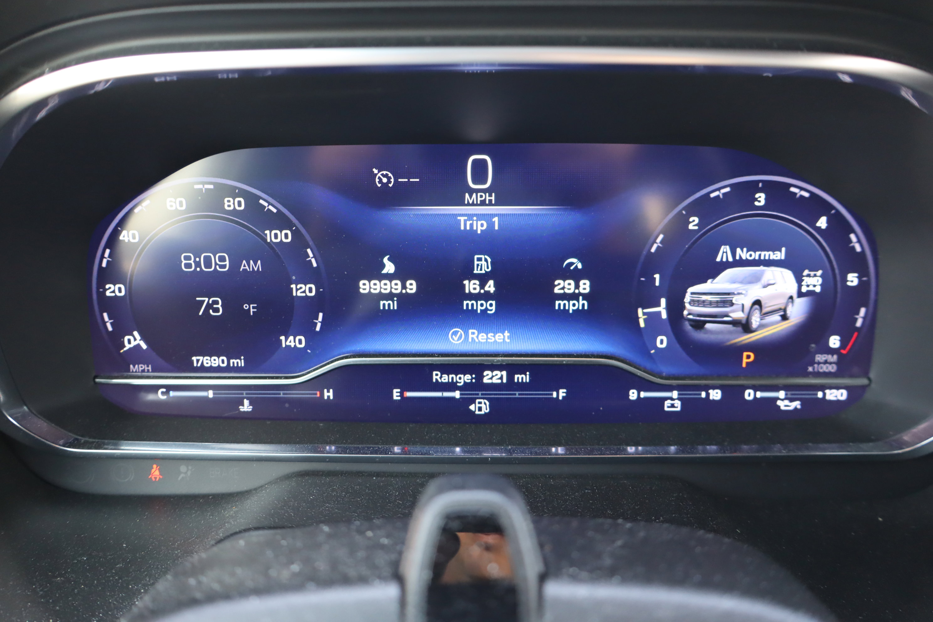 Certified 2024 Chevrolet Suburban Premier w/ Advanced Technology Package image 26