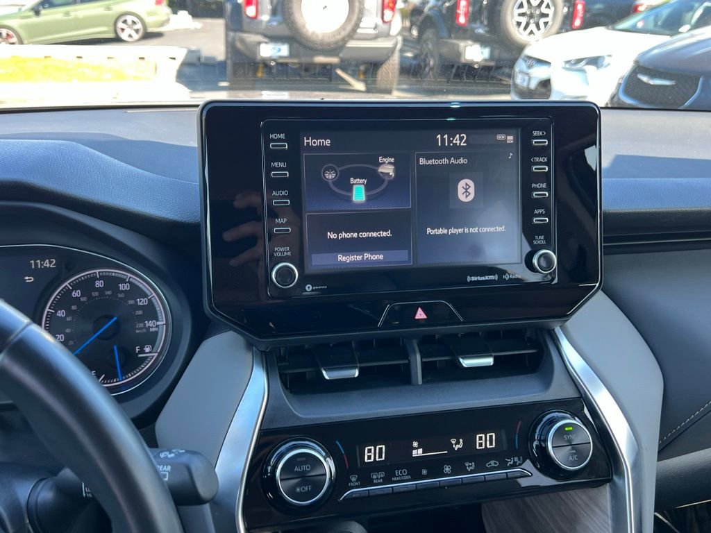 Used 2022 Toyota Venza XLE AWD/4WD image 19