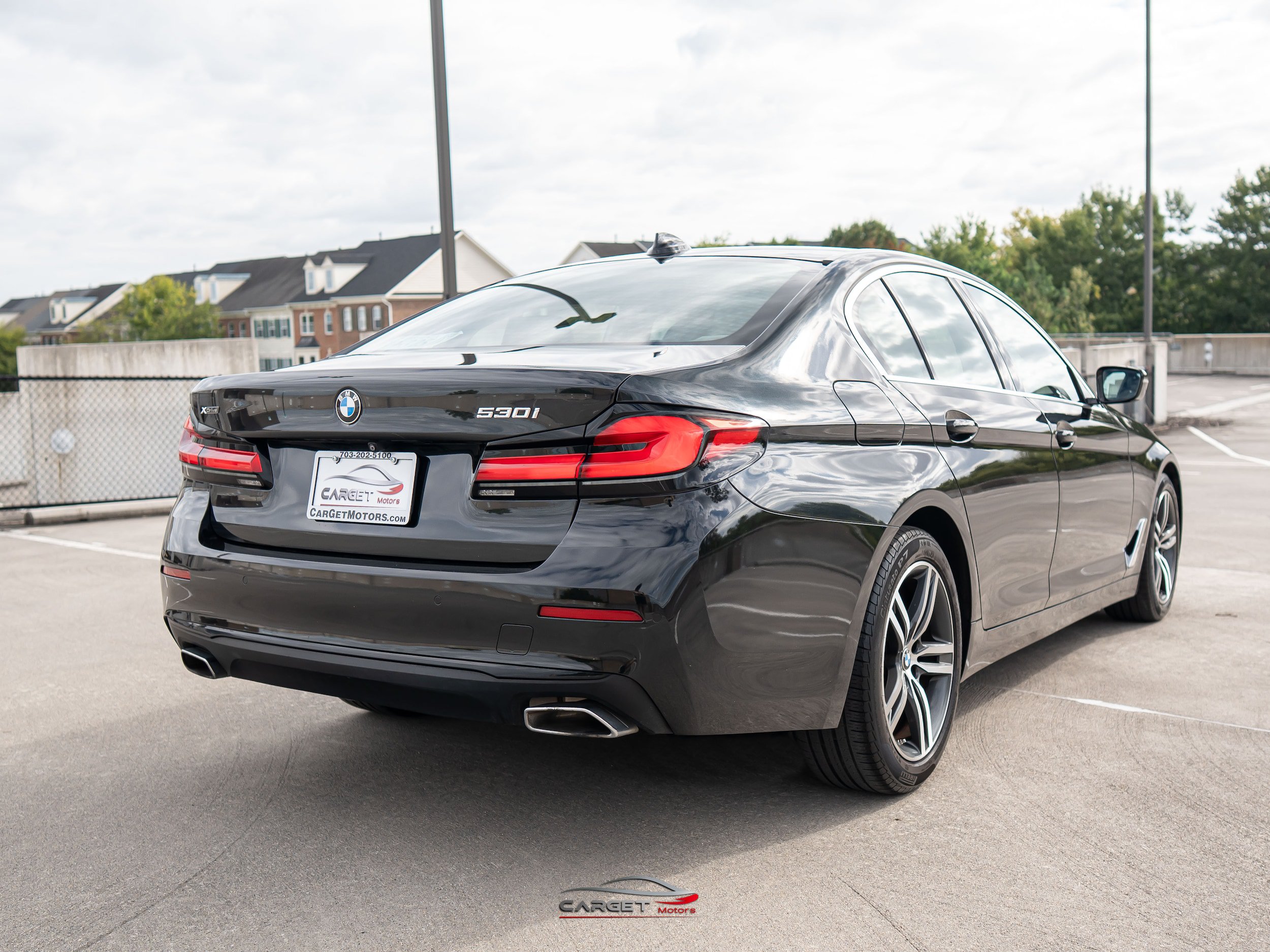 Used 2021 BMW 530i xDrive w/ Convenience Package AWD/4WD image 6