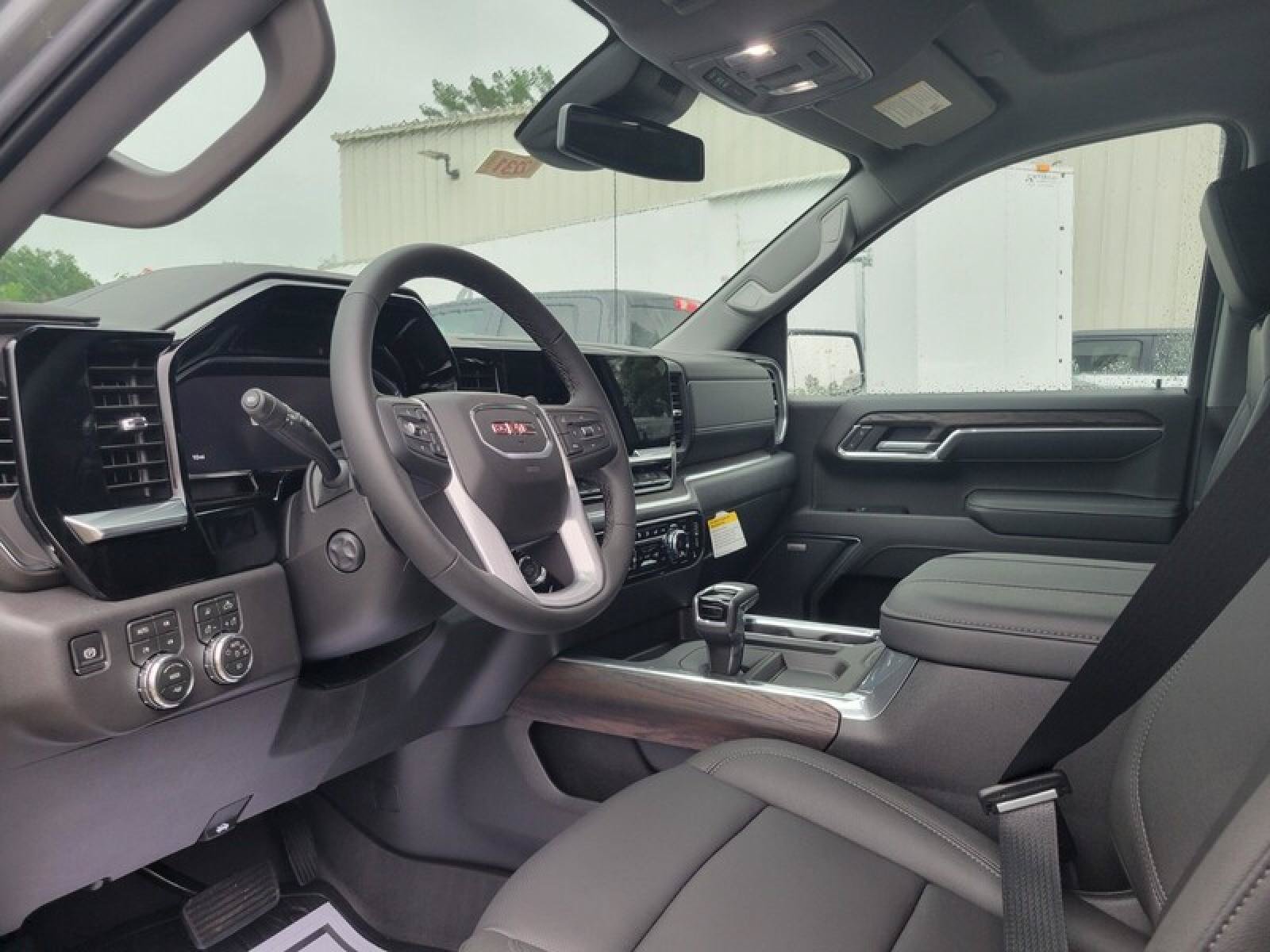 New 2026 GMC Sierra 1500 SLT w/ SLT Premium Plus Package AWD/4WD image 10