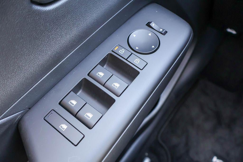 New 2026 Hyundai Kona SEL Sport FWD image 17